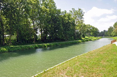A restored section of Wabash & Erie Canal