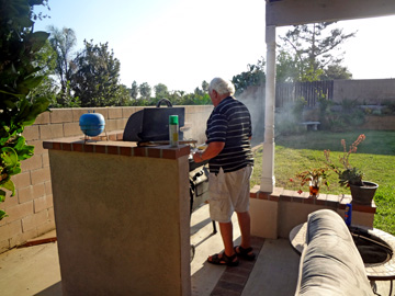 Lee cooking the chicken
