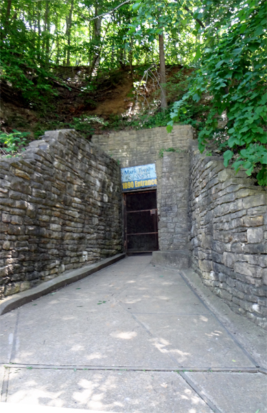 The 1890 entrance to  the Mark Twain Cave