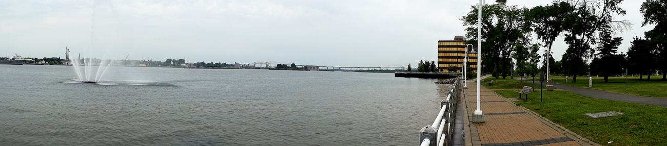 water fountain and Algoma Park