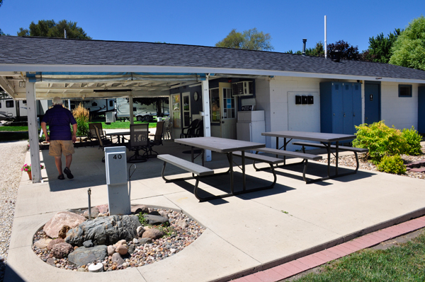 office at Lakeshore RV Resort