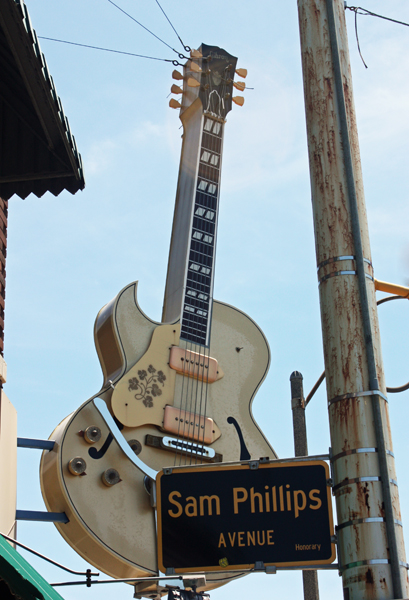 large guitar outside Sun Studios