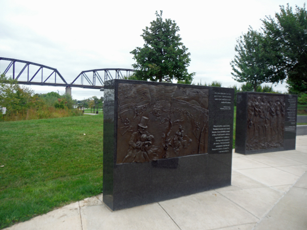 part of the Lincoln Memorial at Waterfront Park