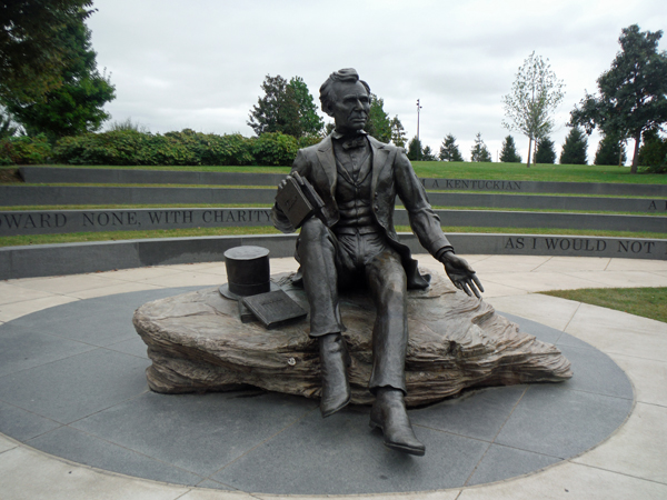 Abraham Lincoln statue