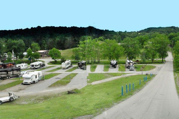 look from the road into Fox Den Acres Campground