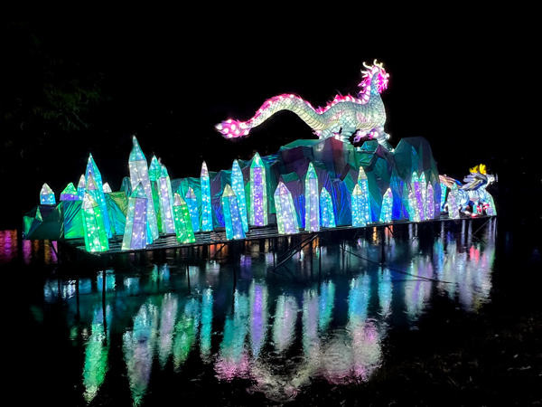 Night time photos of Pu Lao