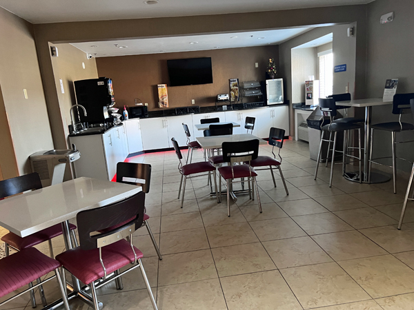 eating area at the hotel