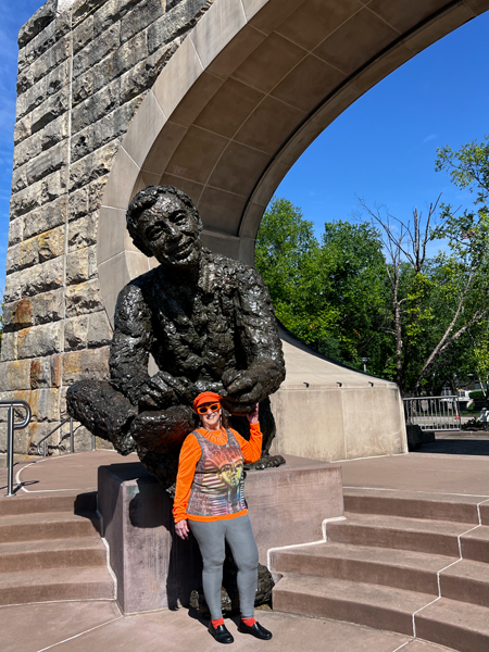 Karen Duquette and the Fred McFeely Rogers Monument