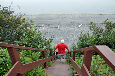 Lee Duquette approaches Raccoon Beach