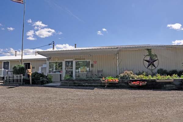 Arrowhead Campground office and store