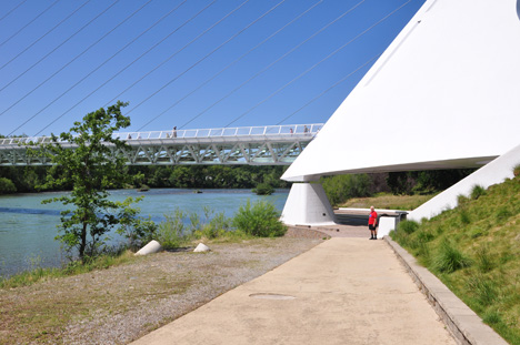 Lee beside the Sundial Bridge in the daytime